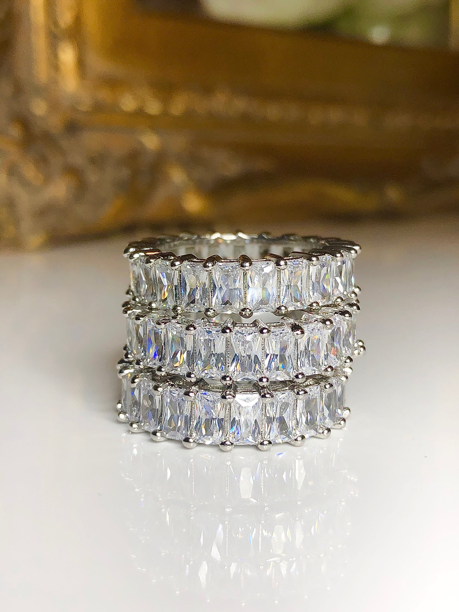 Lindsy Ring