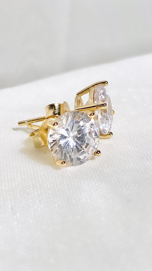 8mm Stud Earrings  Gold  925 Sterling Silver  High Grade AAAAA Cz  All jewelry sales are Final.  